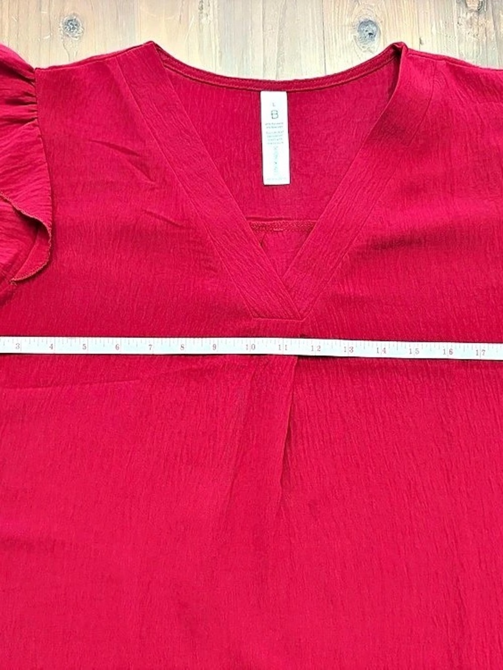 Bebonnie Crimson Red Crinkle Pleated V-Neck Flutter Sleeve Blouse L - Picture 3 of 5
